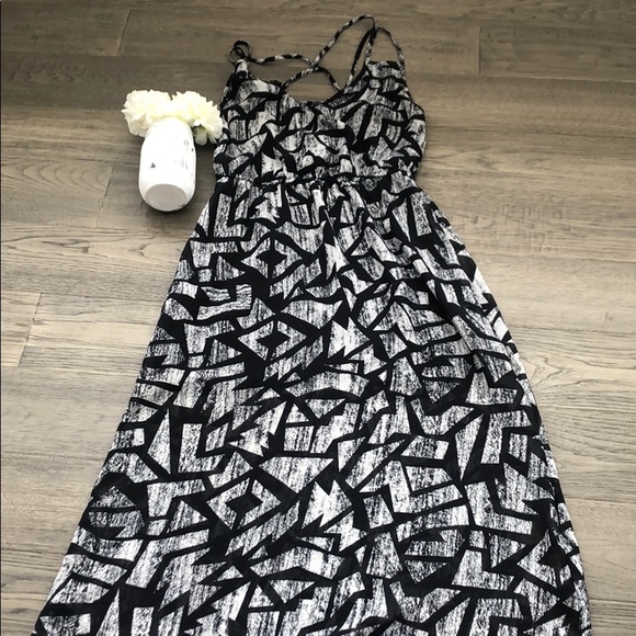 🌺3/$30🌺Dee Elle | Black&white maxi dress - Picture 3 of 8